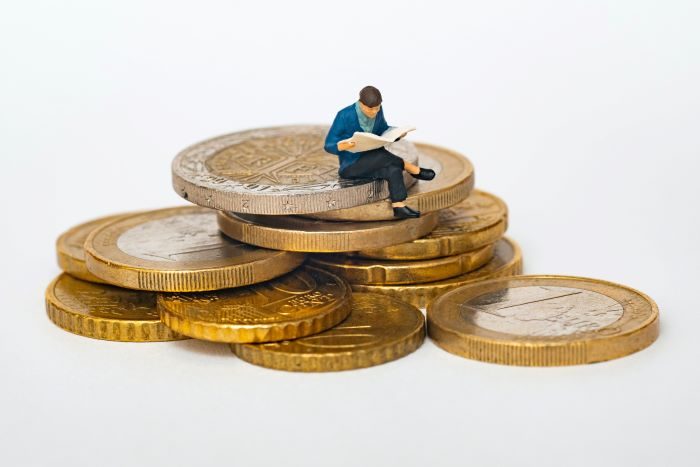 Enquête: Bijna drie van de tien Nederlanders ervaart lichamelijke klachten door geldstress